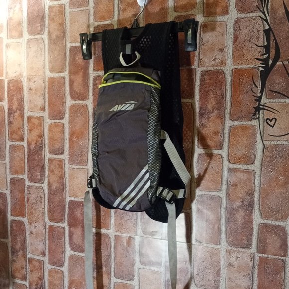 Avia Bags Avia Hydration Running Pack Poshmark